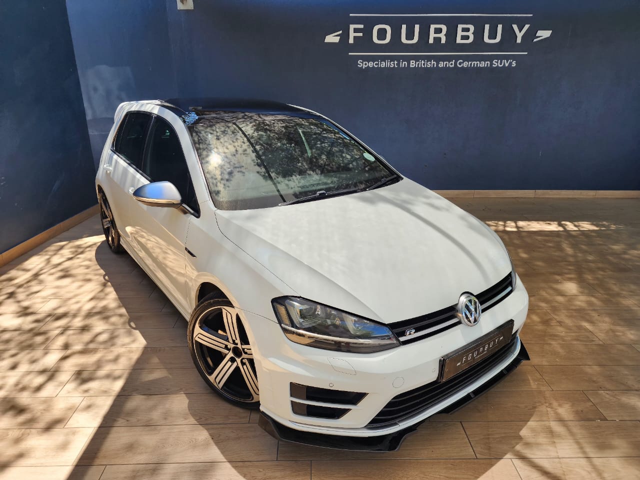 2015 Volkswagen Golf R Auto