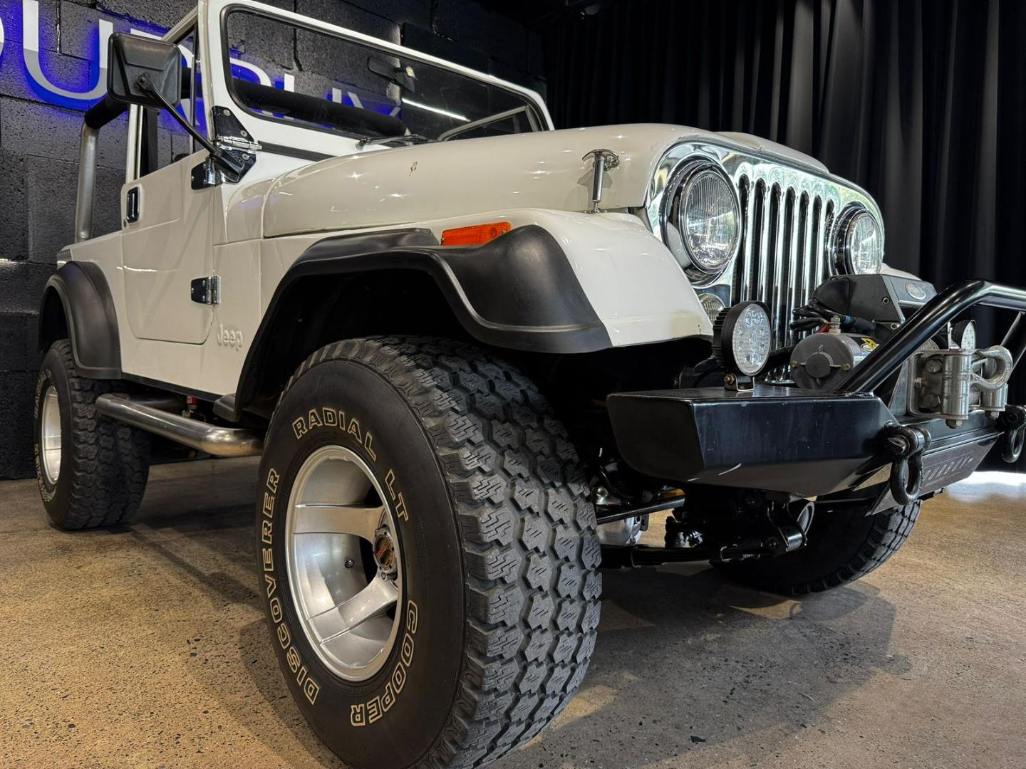 1981 Willys Jeep CJ6 4.0 V8