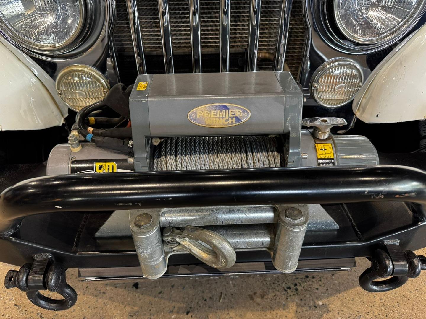 1981 Willys Jeep CJ6 4.0 V8
