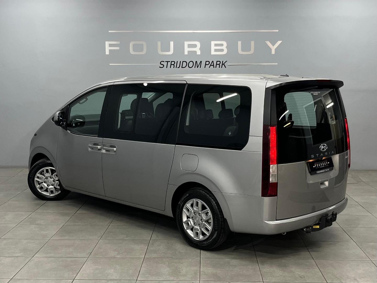 2023 Hyundai Staria 2.2D Executive 9-seater