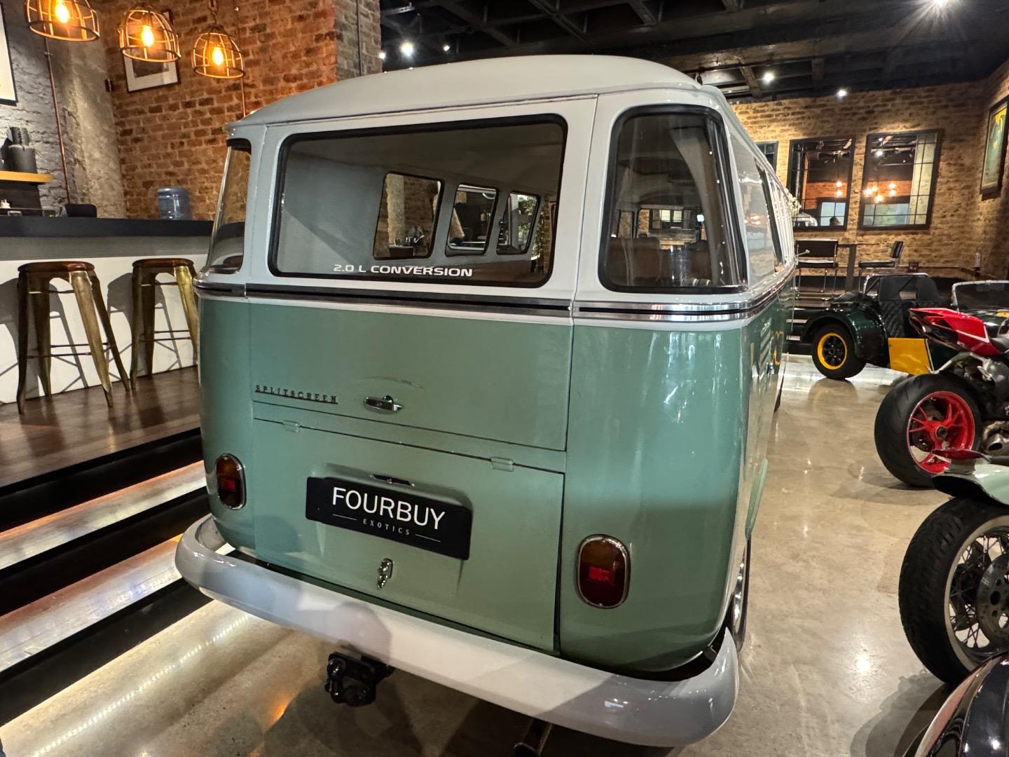 1964 Volkswagen Kombi Split Screen