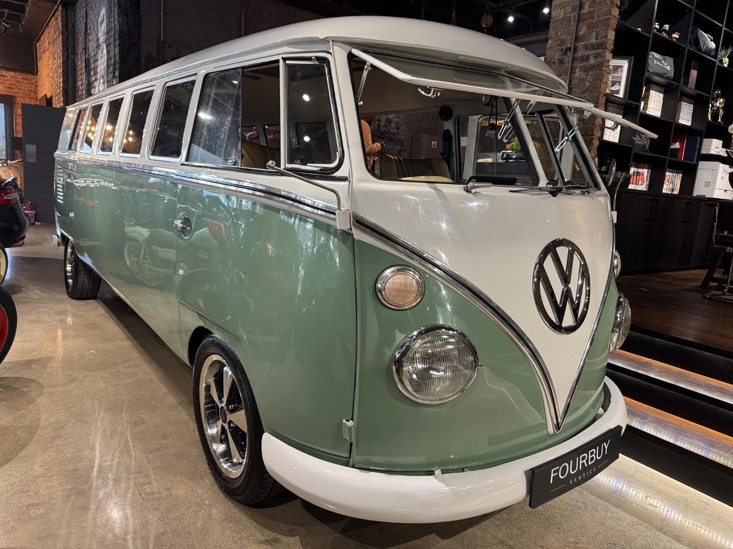 1964 Volkswagen Kombi Split Screen