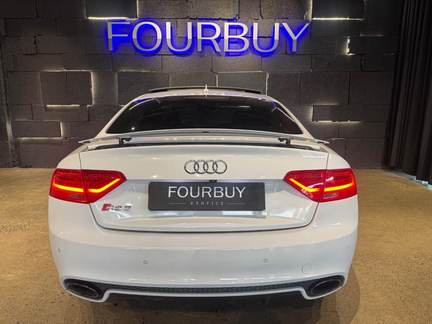 2014 Audi Rs5 Coupe Quattro