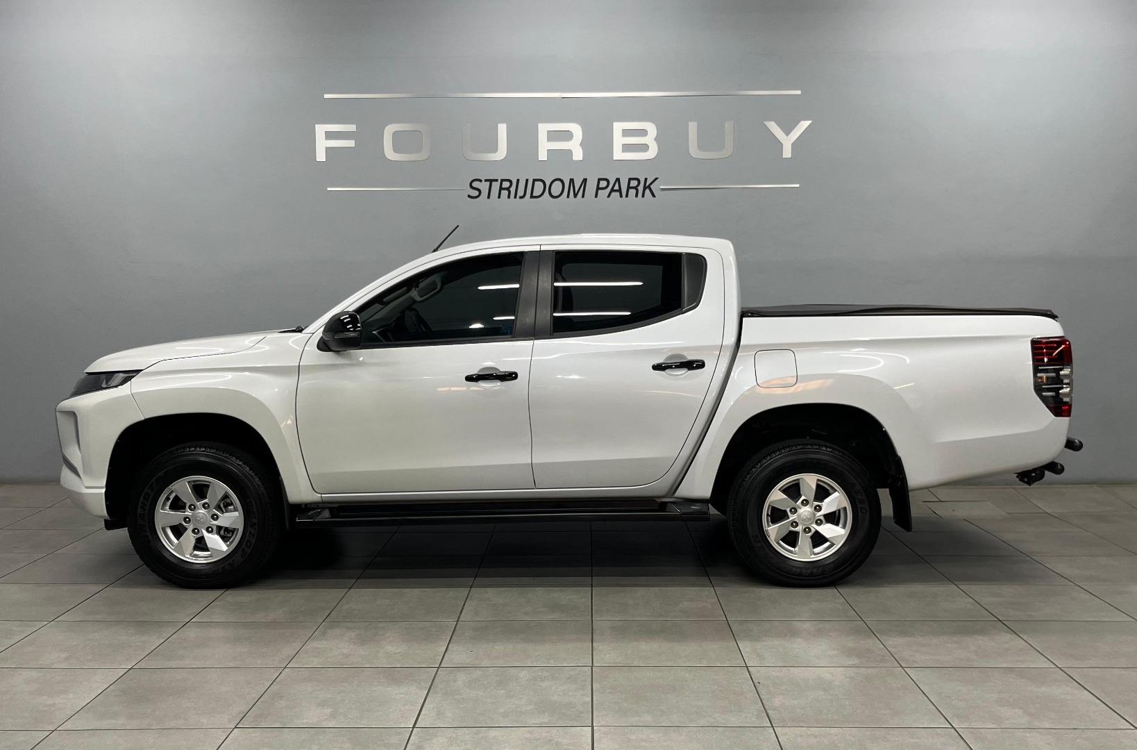 2023 MITSUBISHI TRITON MY23 2.4 D CAB GLX LIMITED EDITION 4X2