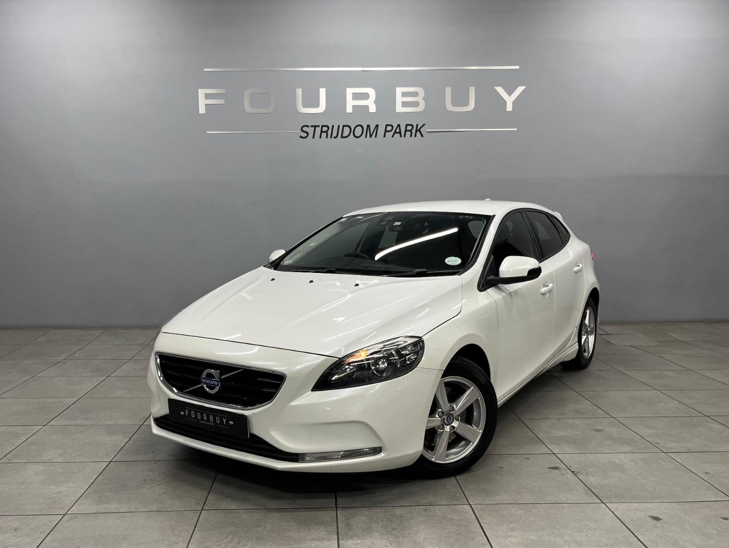 2015 Volvo V40 T3 Kinetic