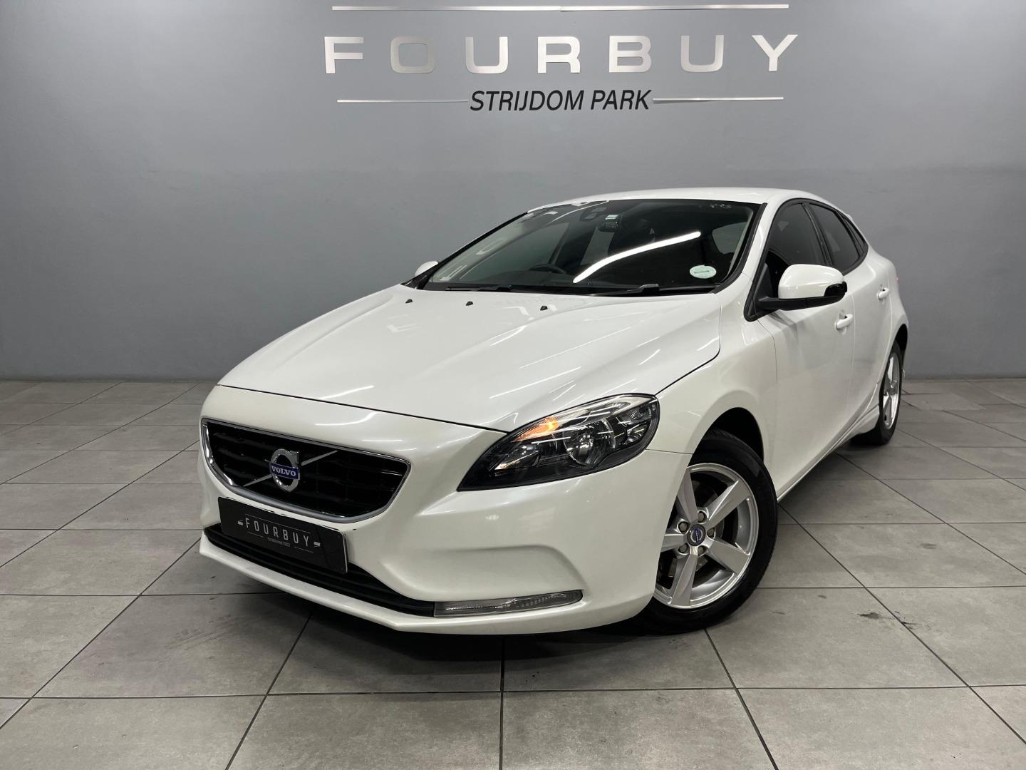 2015 Volvo V40 T3 Kinetic