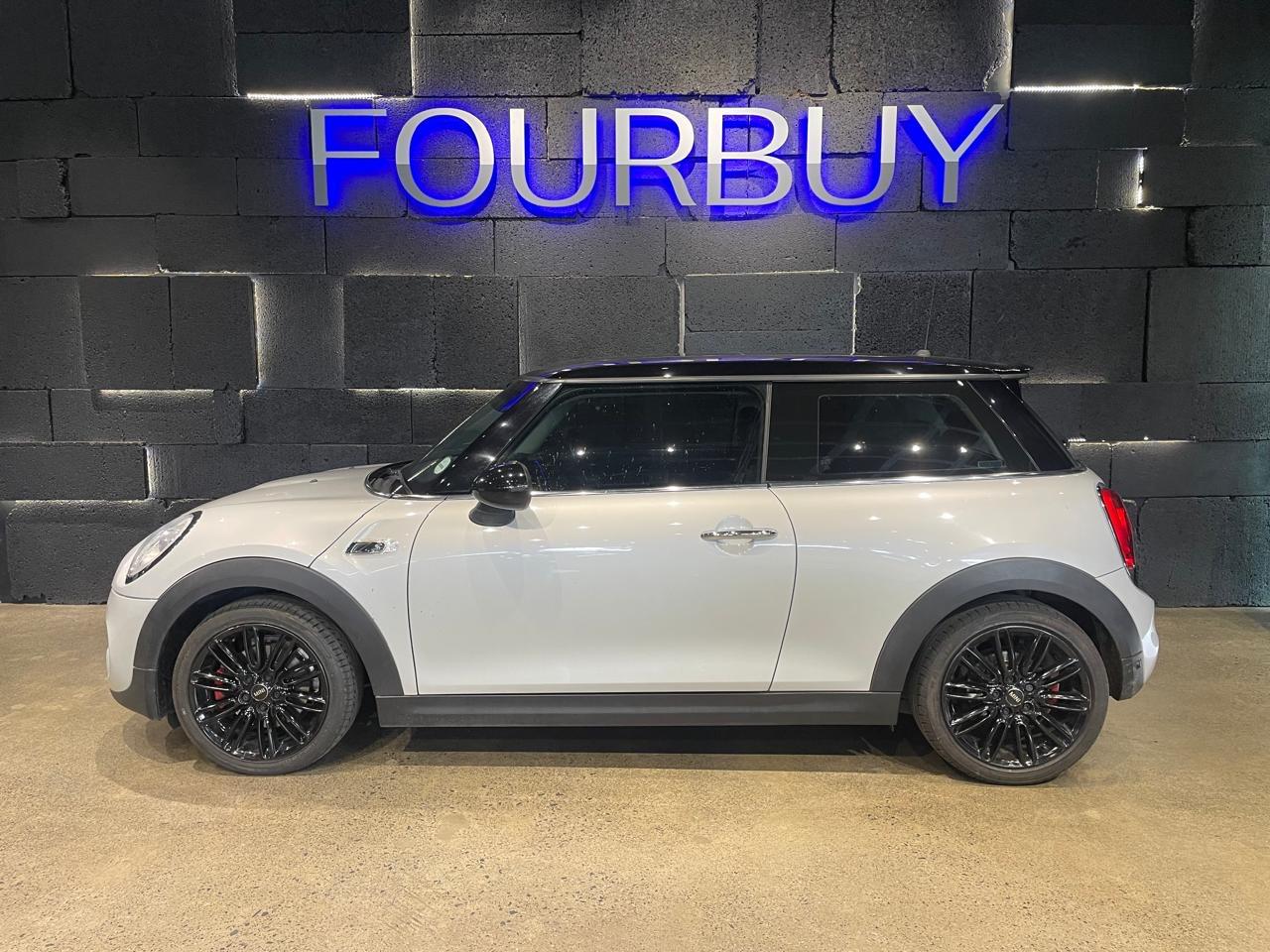 2015 Mini Hatch Cooper S Hatch 3-Door Auto