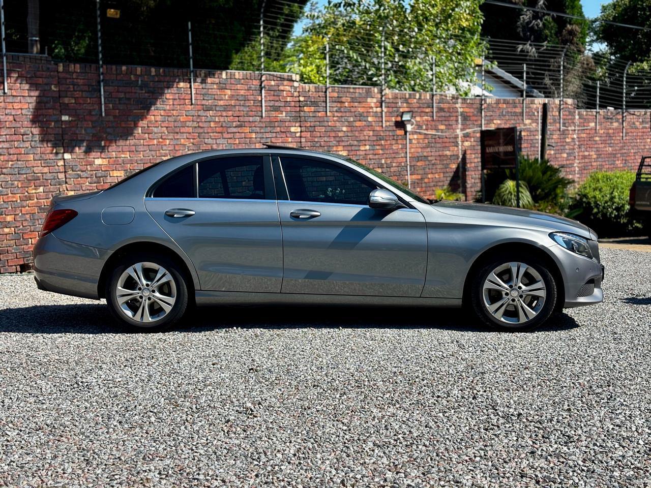 2015 Mercedes-benz C-class C180 Avantgarde Auto
