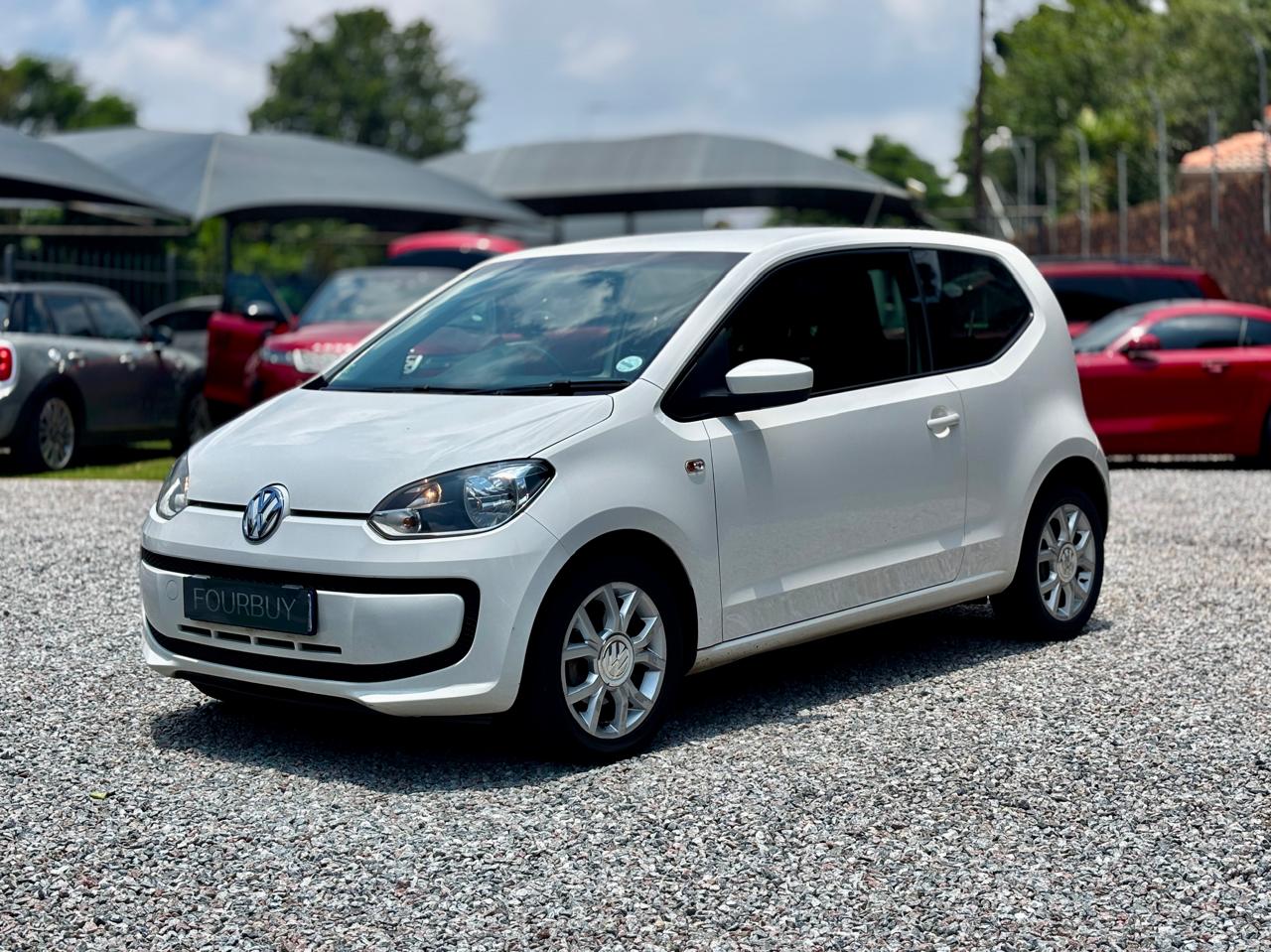 2015 VOLKSWAGEN MOVE up! 1.0