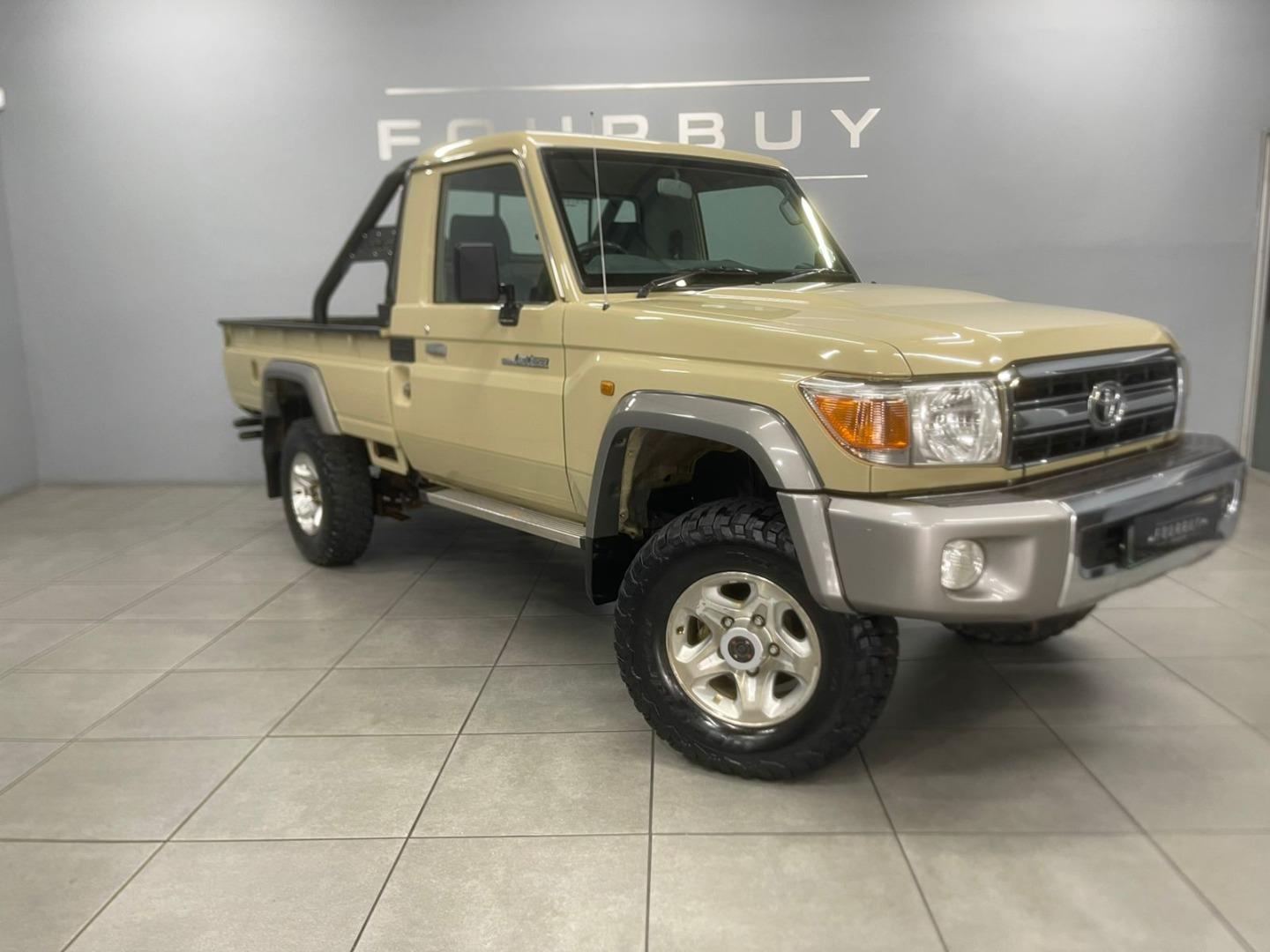 2017 TOYOTA LAND CRUISER 79 4.0 PICK-UP