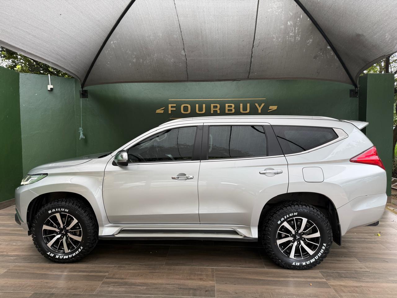 2018 MITSUBISHI PAJERO SPORT 2.4 4X4 AT