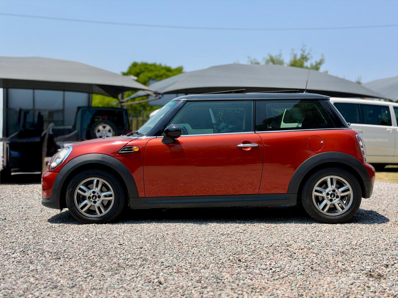 2013 MINI COOPER