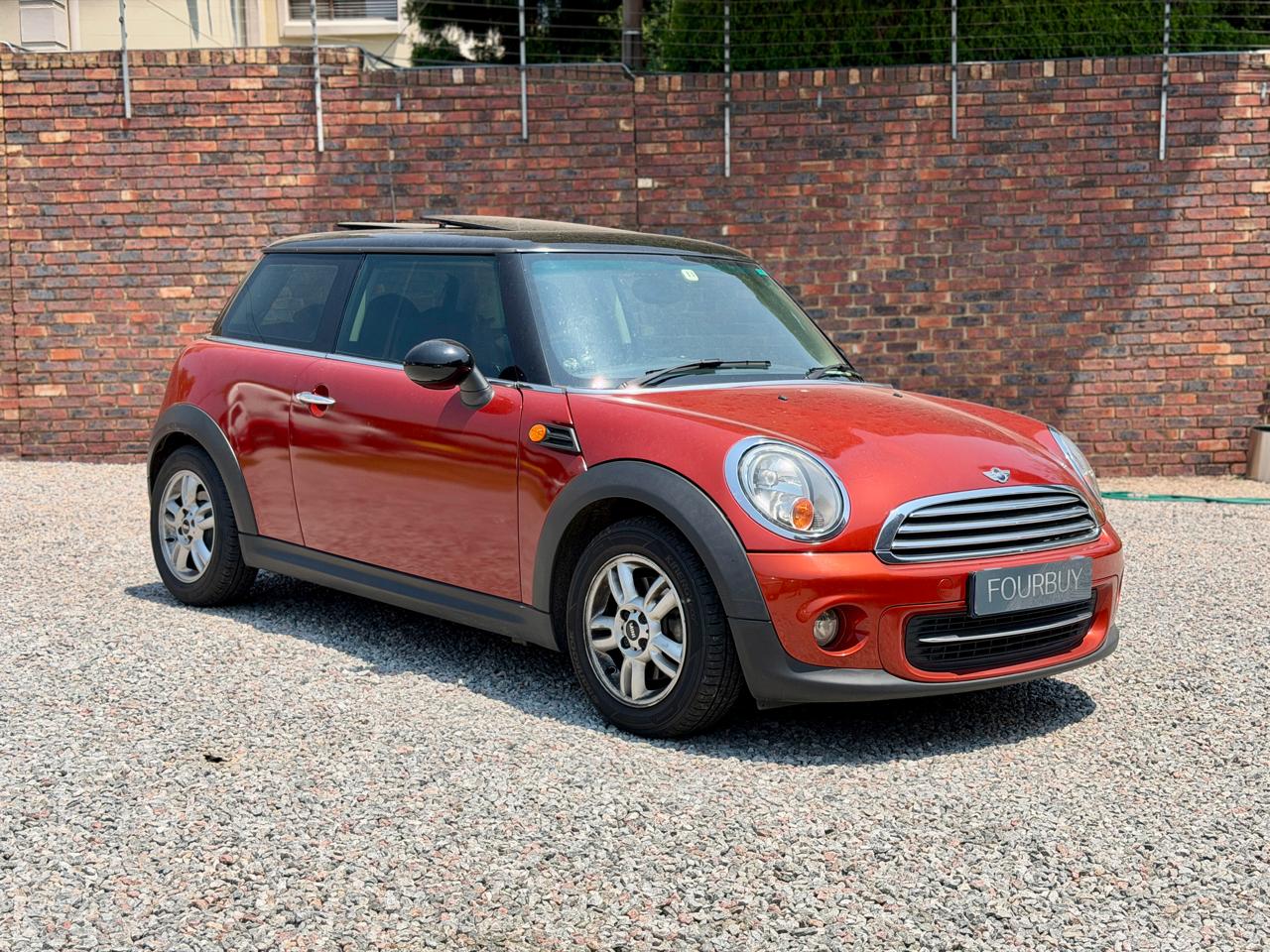 2013 MINI COOPER
