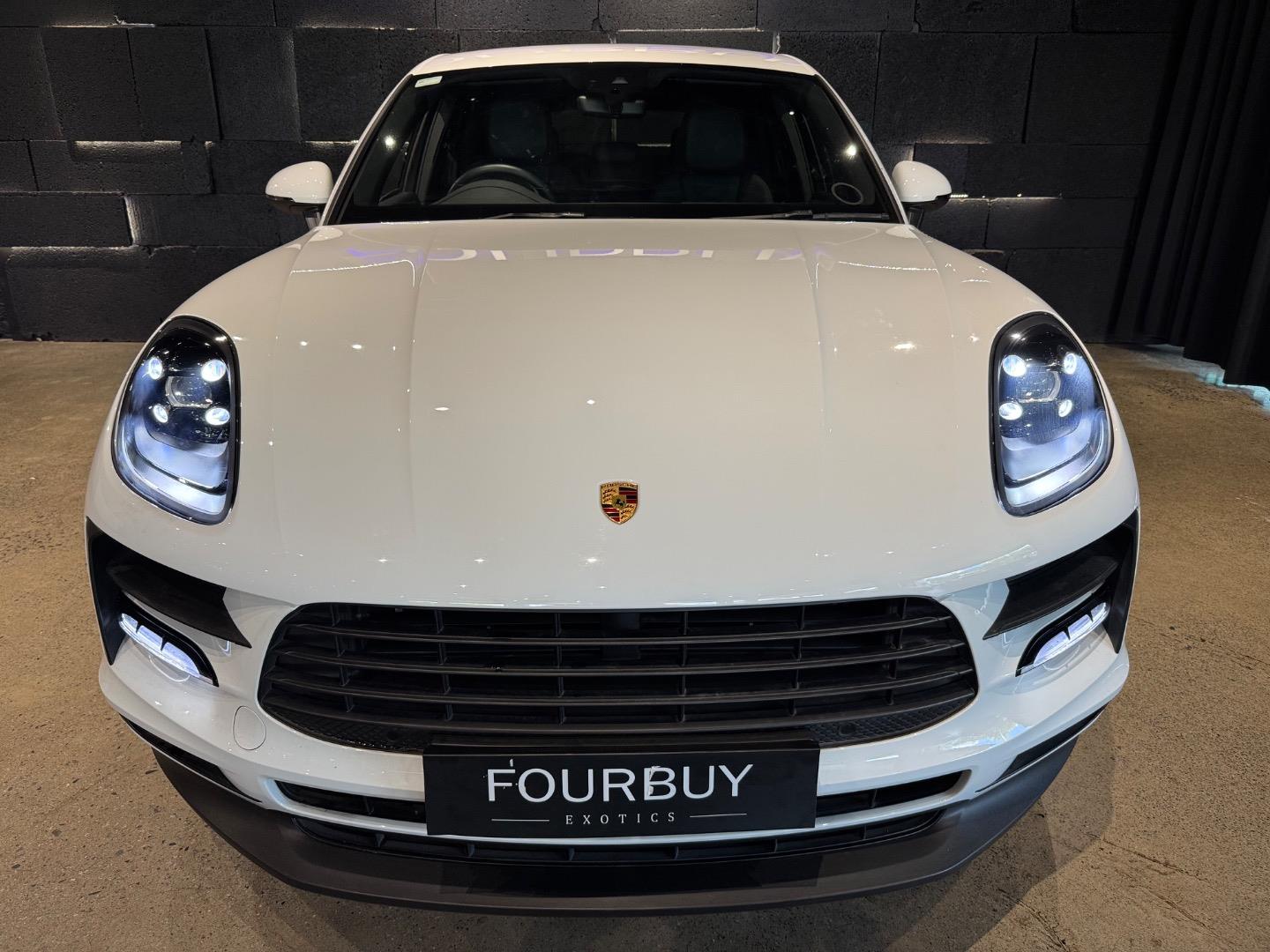 2020 Porsche Macan Macan