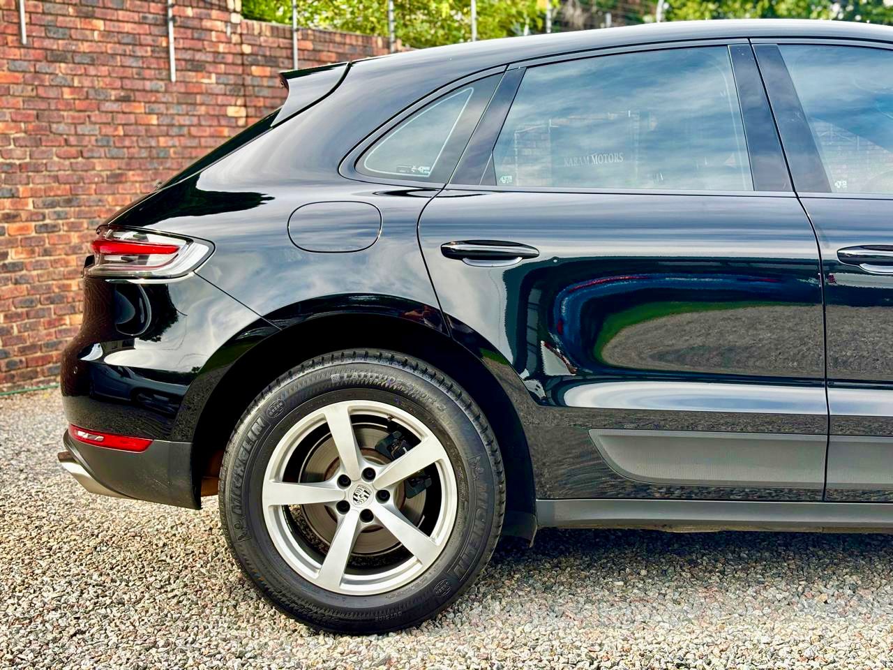 2019 Porsche Macan Macan