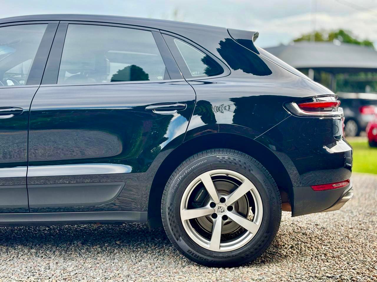 2019 Porsche Macan Macan