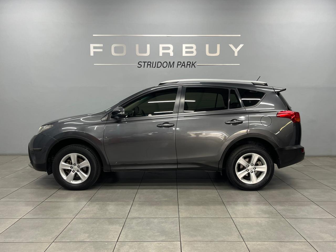 2013 TOYOTA RAV4 2.0 GX 4X2
