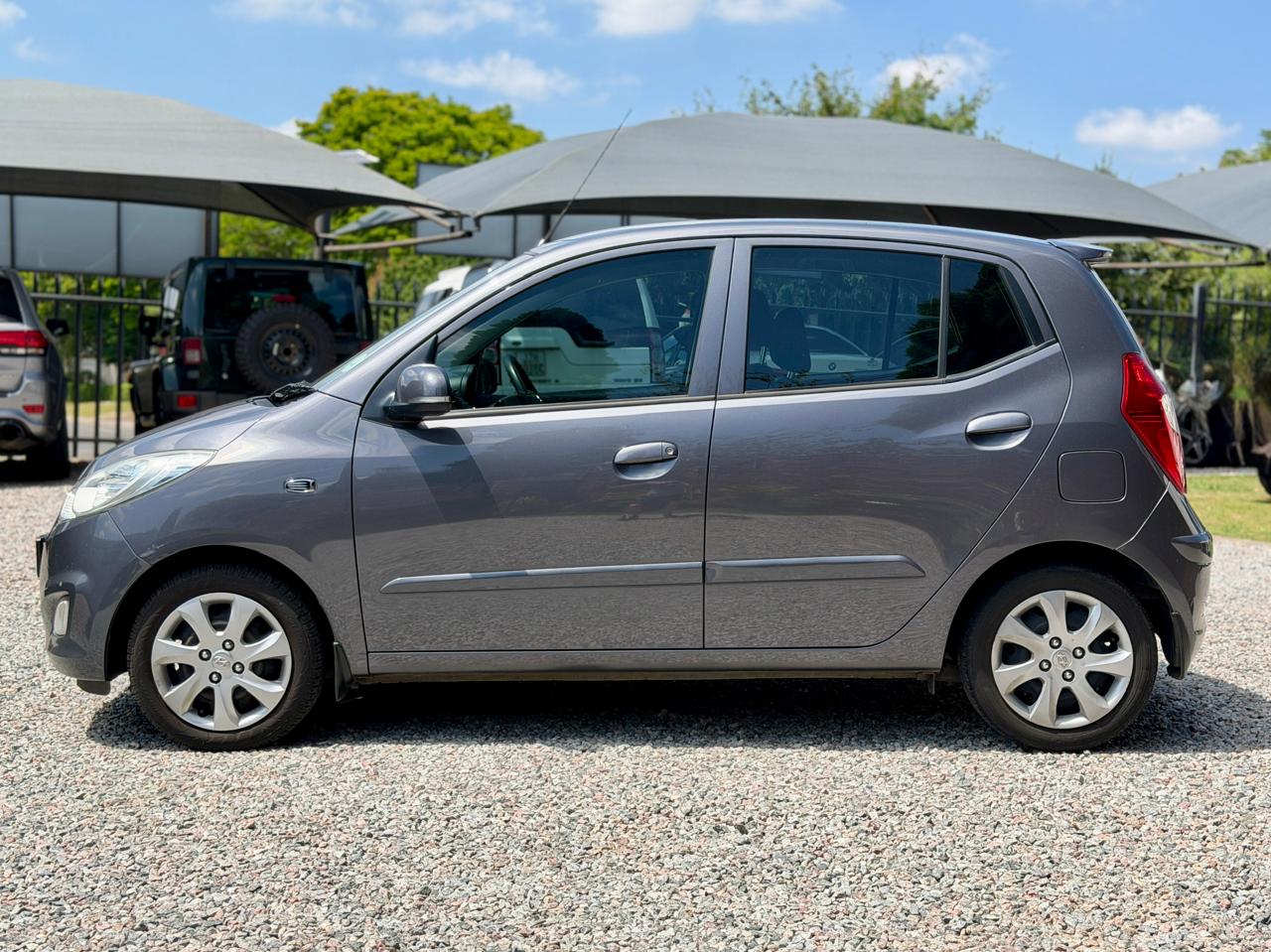 2016 HYUNDAI i10 1.1 MOTION