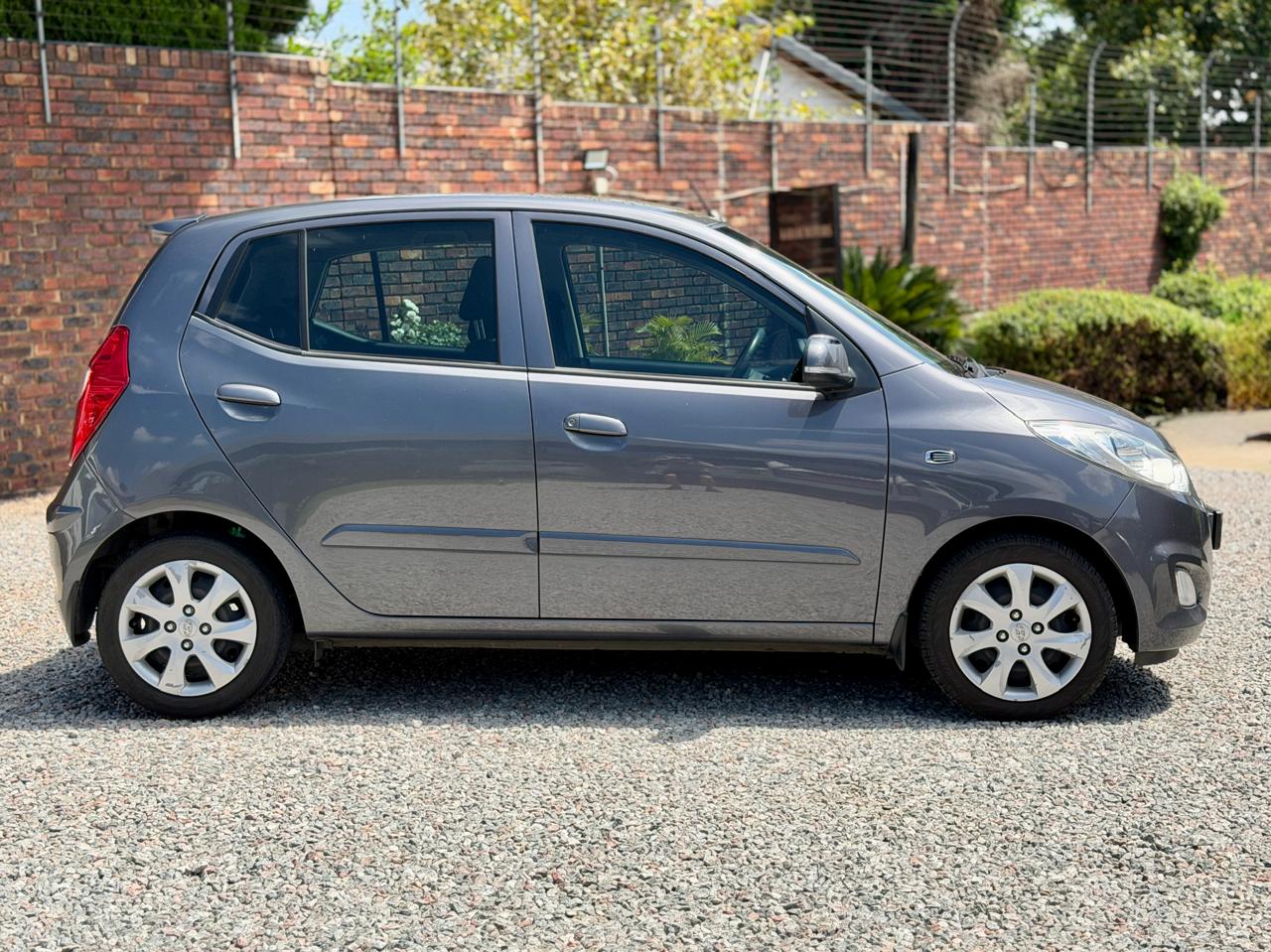 2016 HYUNDAI i10 1.1 MOTION