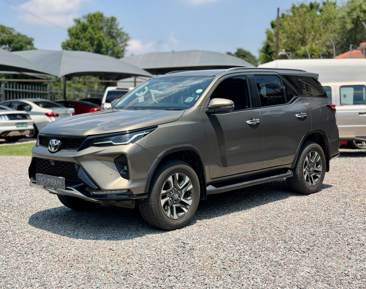 2023 TOYOTA FORTUNER MY23 2.4 GD-6 4X4 AT