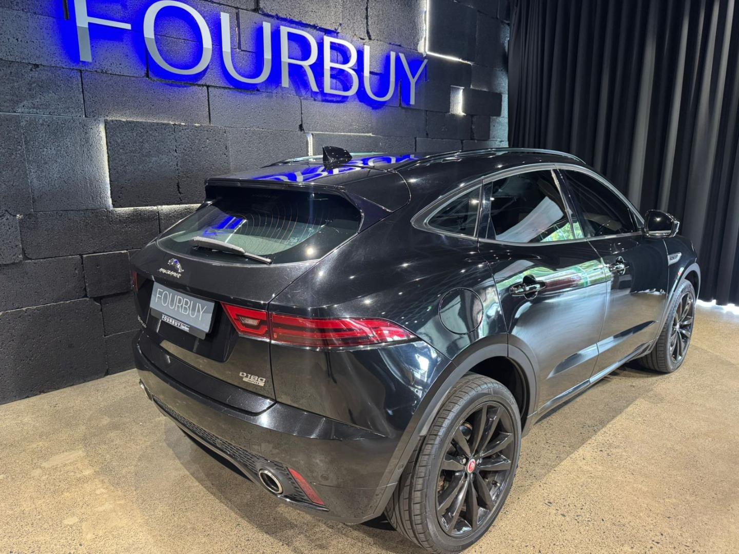 2018 JAGUAR E-PACE MY18 2.0D SE (132kW)