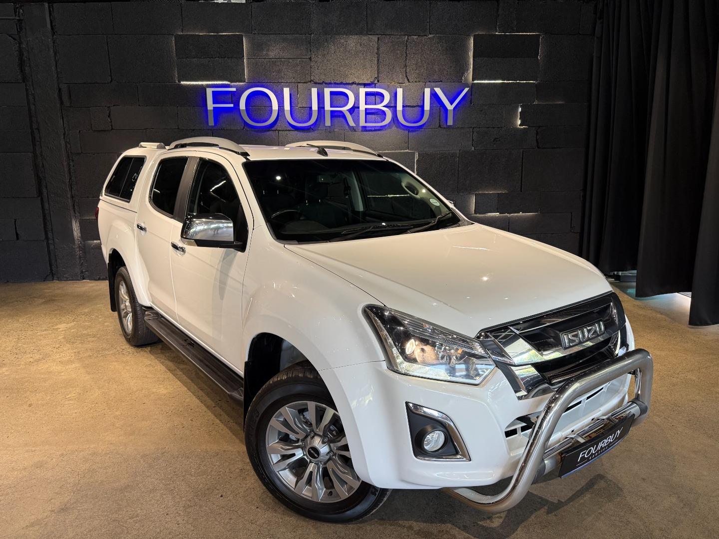 2017 ISUZU KB 300 D-TEQ D/CAB LX AT (CLOTH)