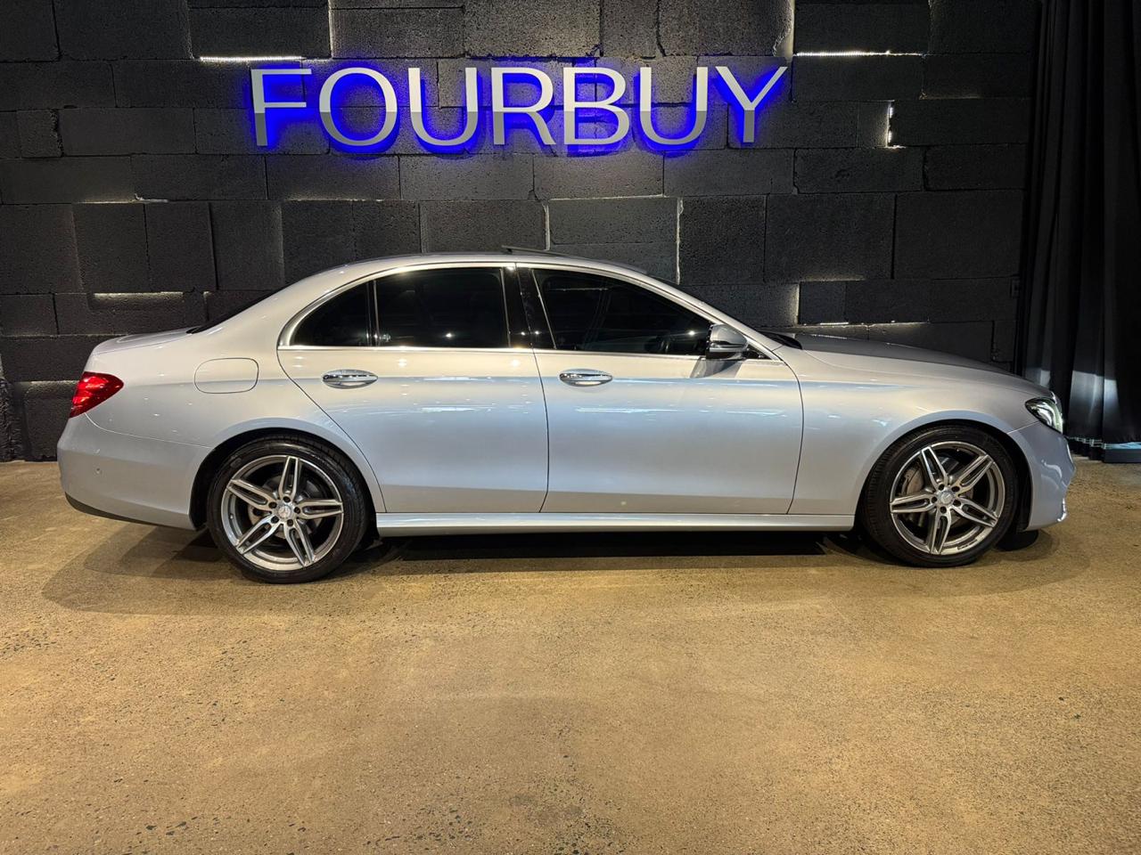 2016 MERCEDES E 200 AMG 9G-TRONIC