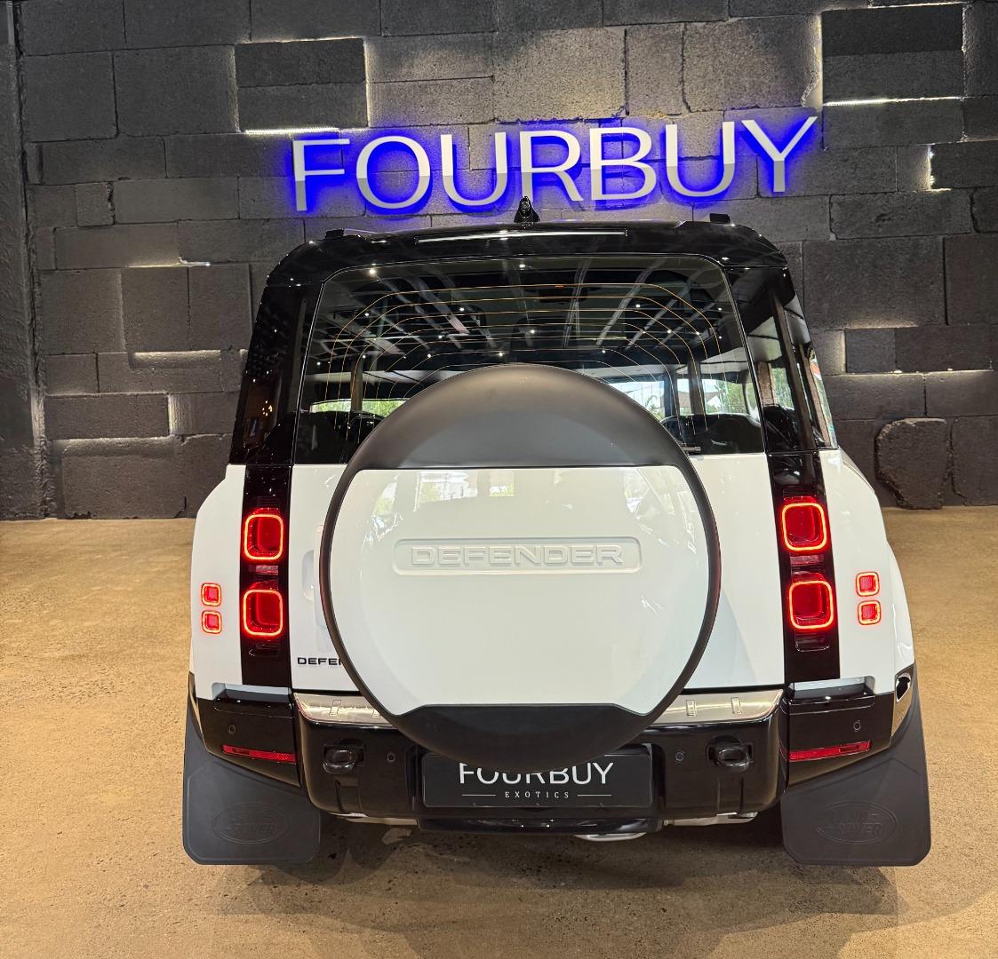 2025 Land Rover Defender 110 D350 X-Dynamic HSE