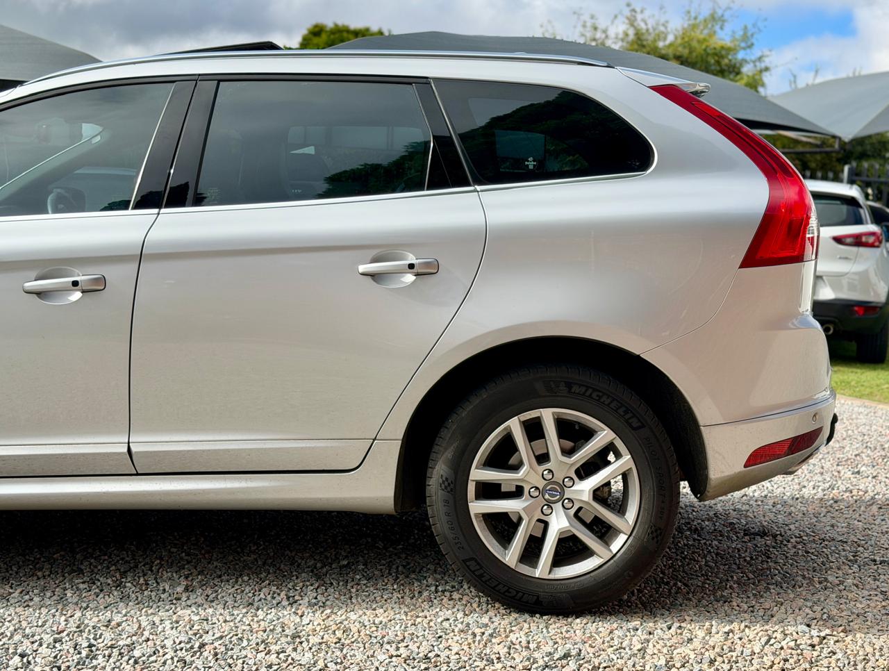 2018 Volvo Xc60 T5 AWD Momentum