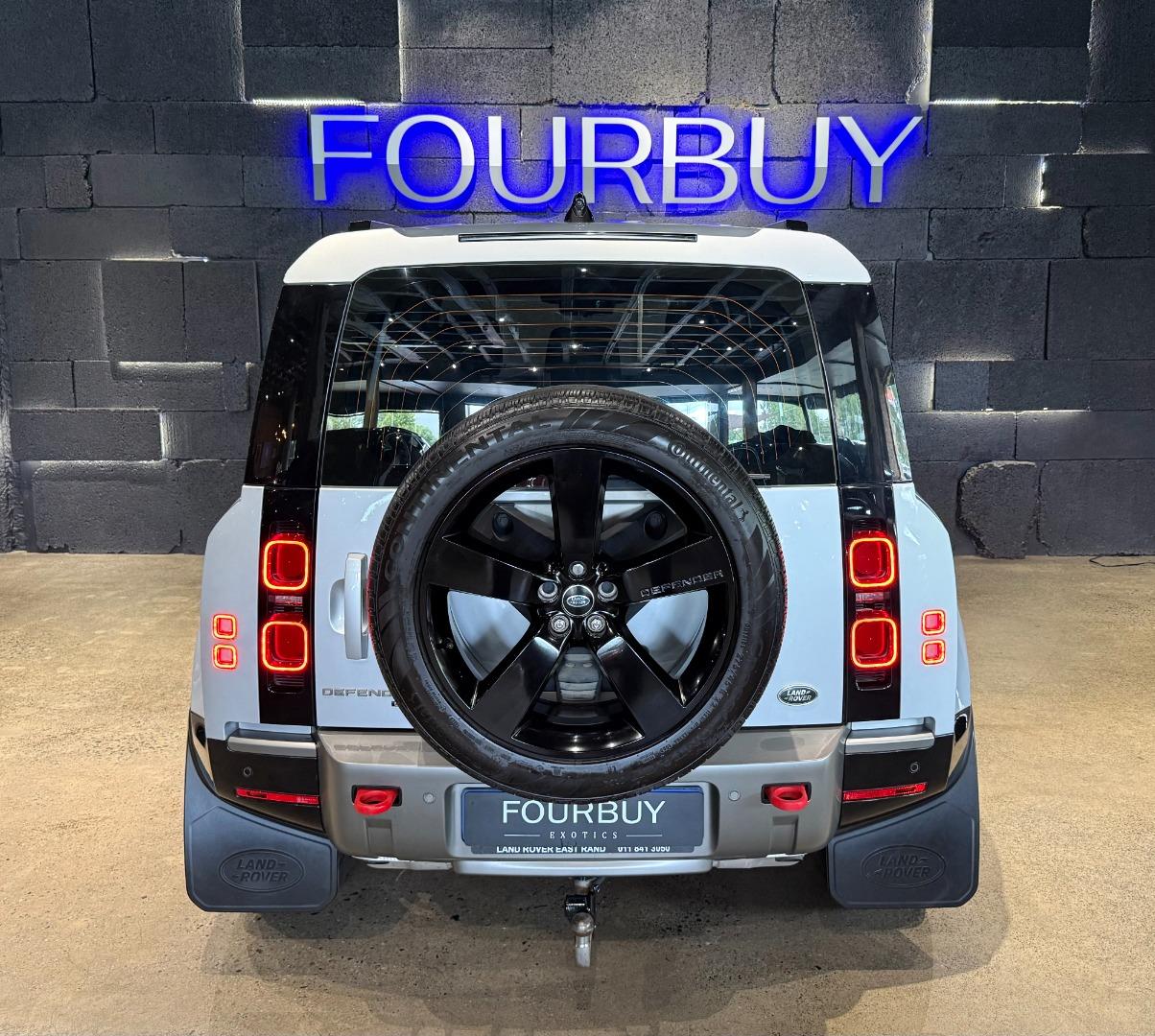 2022 LAND ROVER DEFENDER MY22 110 3.0 D D300 X-DYNAMIC SE (221kW)