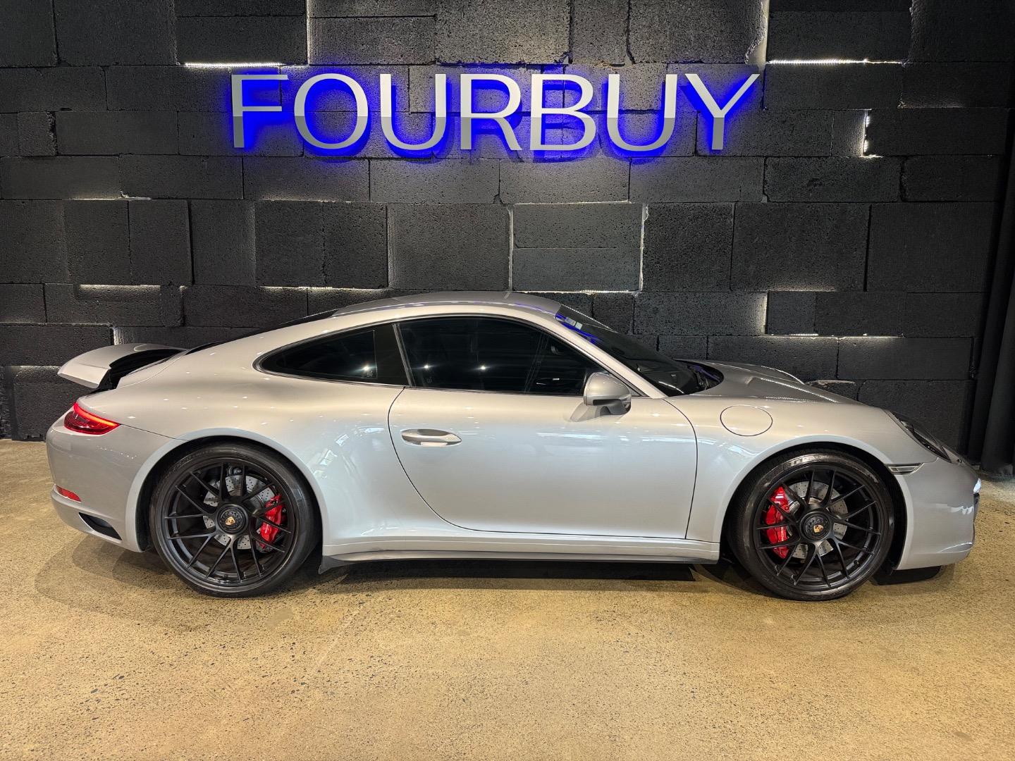 2018 Porsche 911 Carrera GTS Coupe Auto