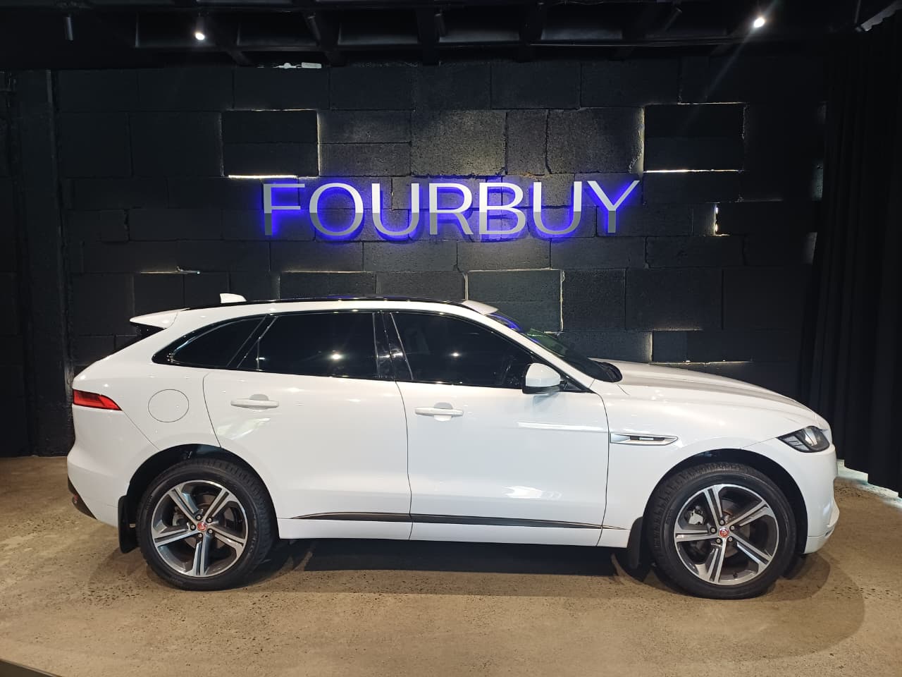 2019 JAGUAR F-PACE MY19 2.0 D R SPORT AWD (132kW)