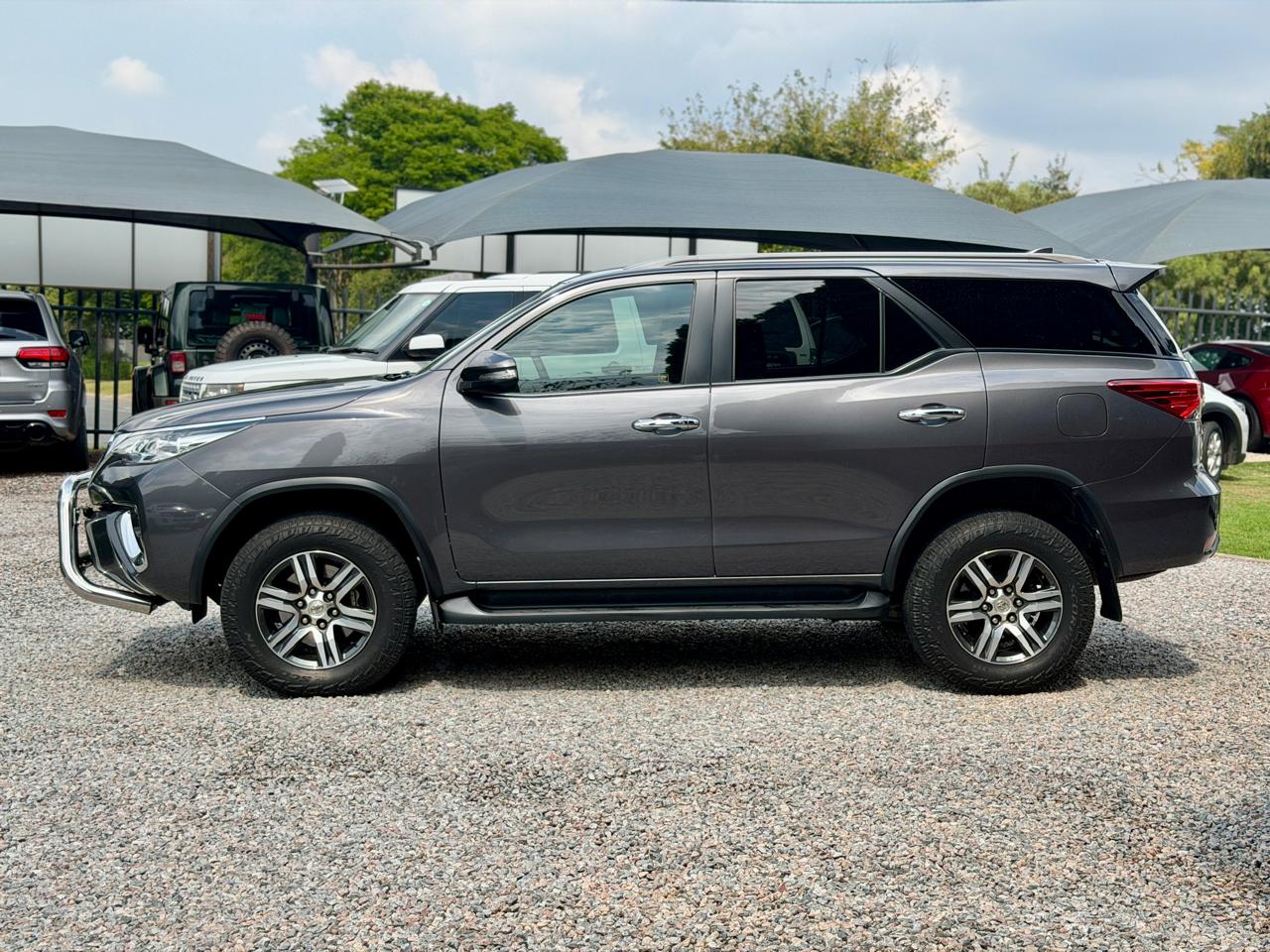 2016 TOYOTA FORTUNER 2.4 GD-6 RAISED BODY AT