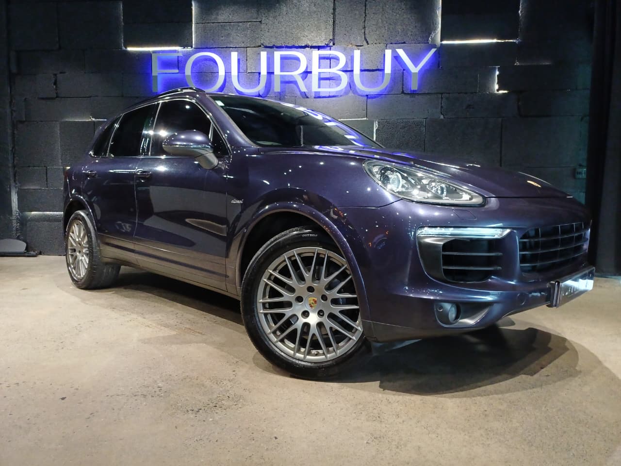 2016 Porsche Cayenne Diesel Platinum Edition
