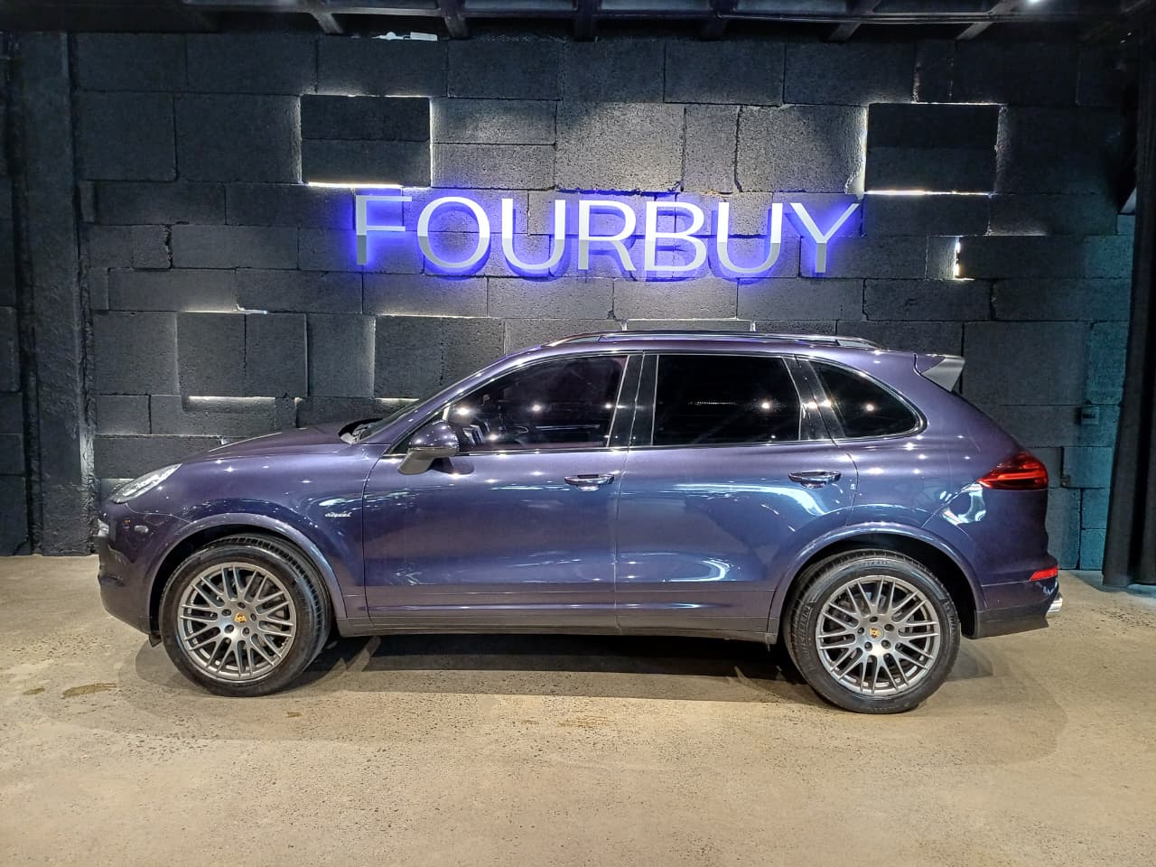 2016 Porsche Cayenne Diesel Platinum Edition