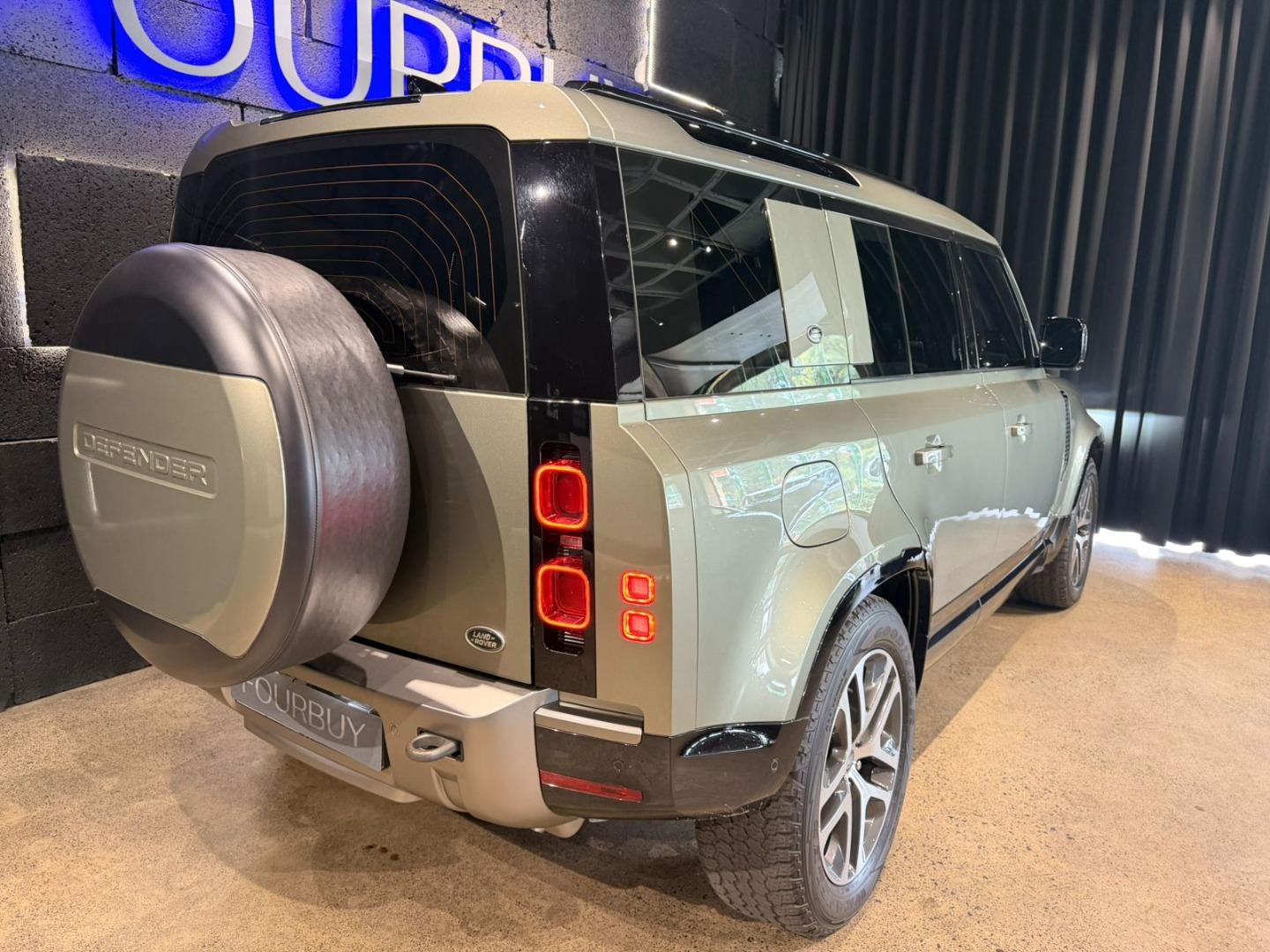 2022 LAND ROVER DEFENDER MY22 110 2.0 D D240 X-DYNAMIC SE (177kW)