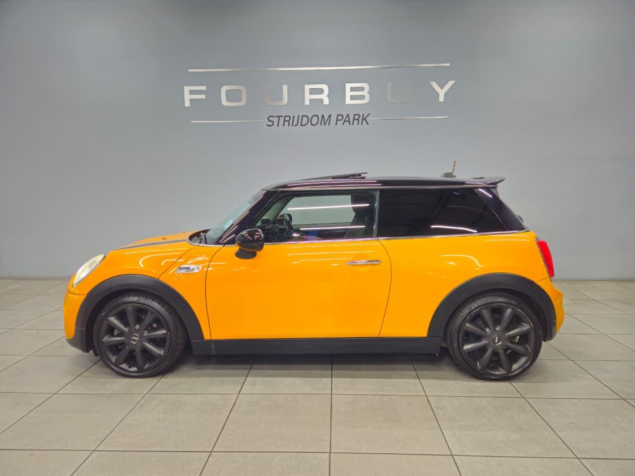 2014 MINI HATCH 3-DOOR COOPER S