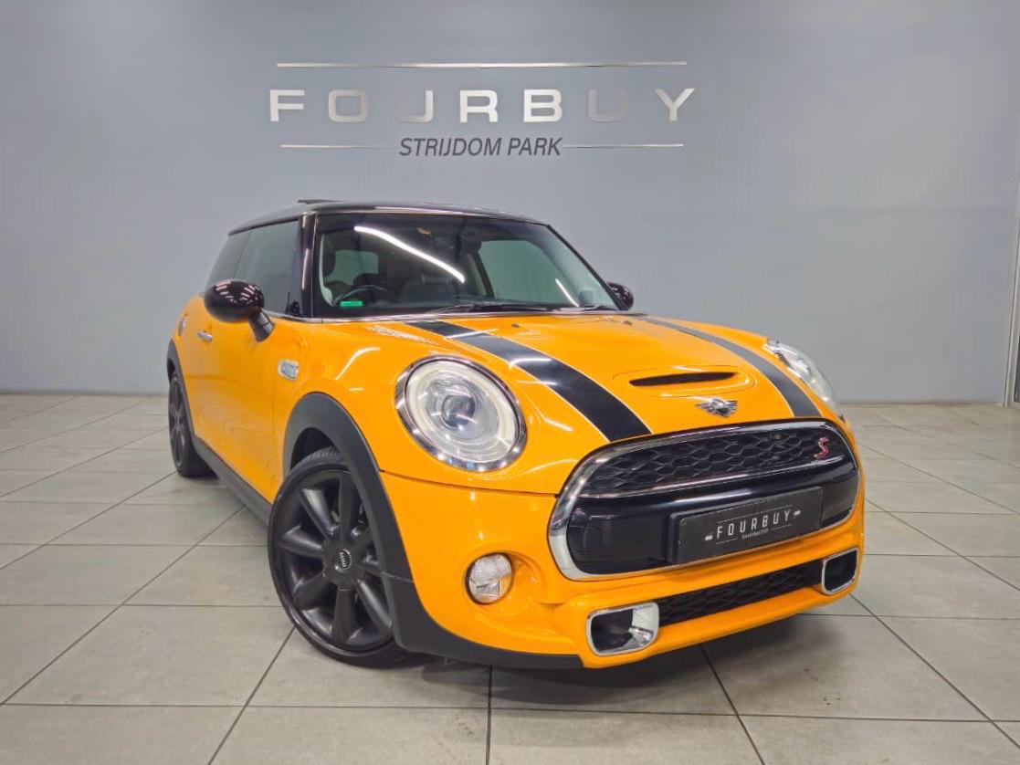 2014 MINI HATCH 3-DOOR COOPER S