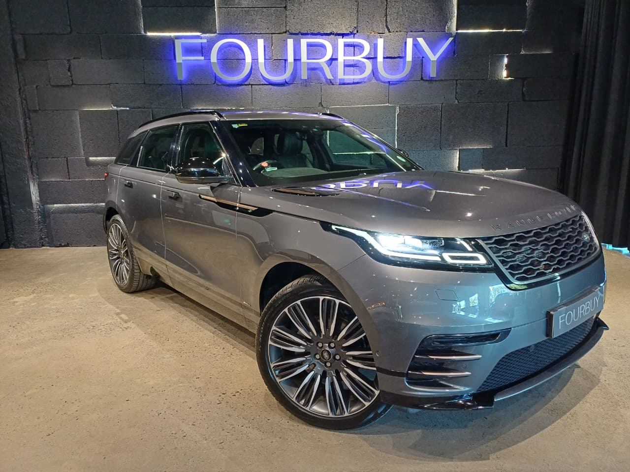 2020 RANGE ROVER VELAR MY20 2.0 D240 R-DYNAMIC SE (177kW)