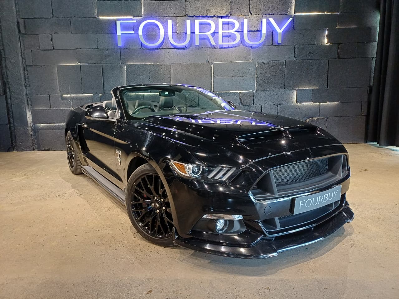 2017 Ford Mustang 5.0 GT convertible auto