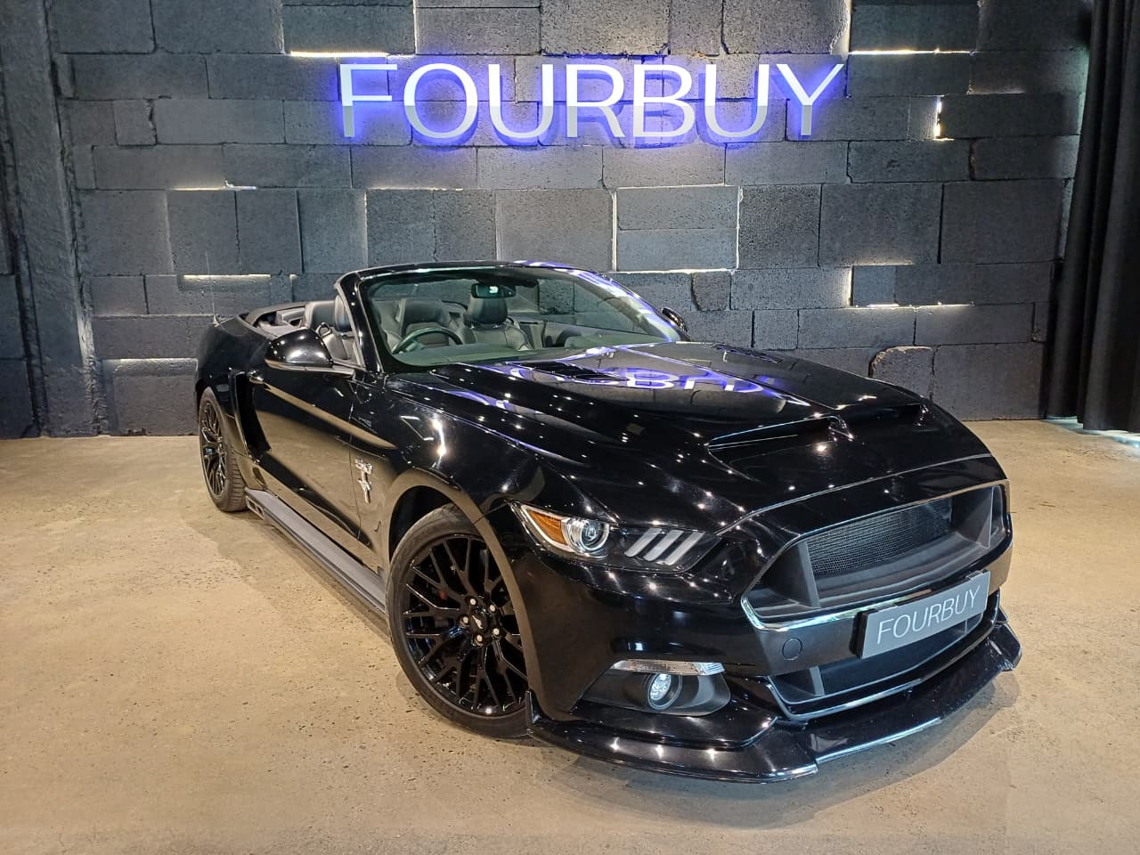 2017 Ford Mustang 5.0 GT convertible auto