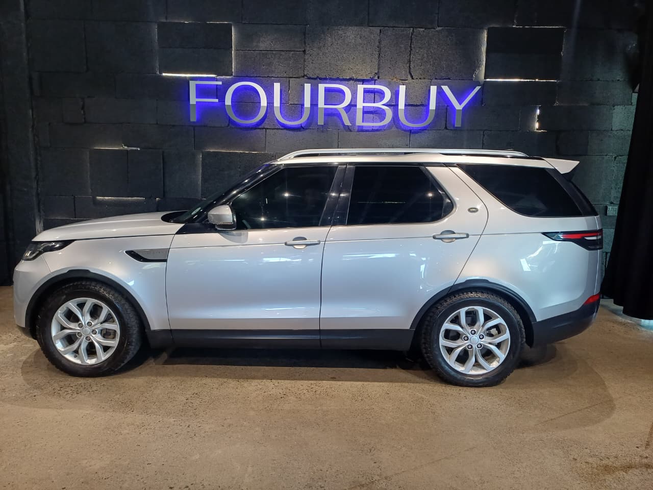 2018 LAND ROVER DISCOVERY MY18 3.0 D SE