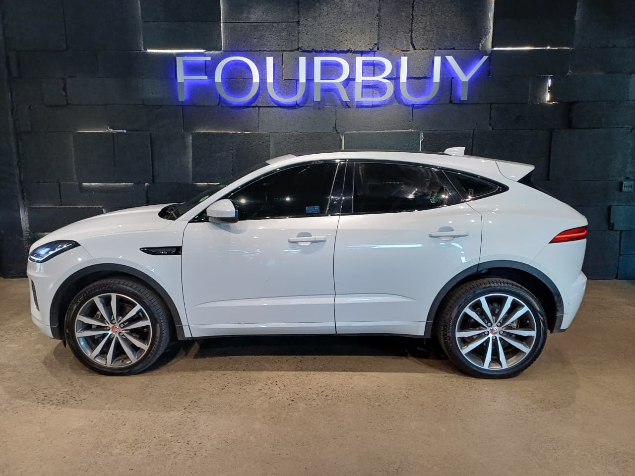 2018 JAGUAR E-PACE MY18 2.0D FIRST EDITION (132kW)