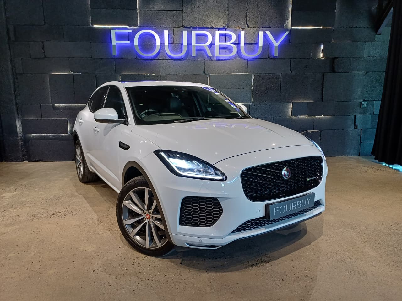 2018 JAGUAR E-PACE MY18 2.0D FIRST EDITION (132kW)
