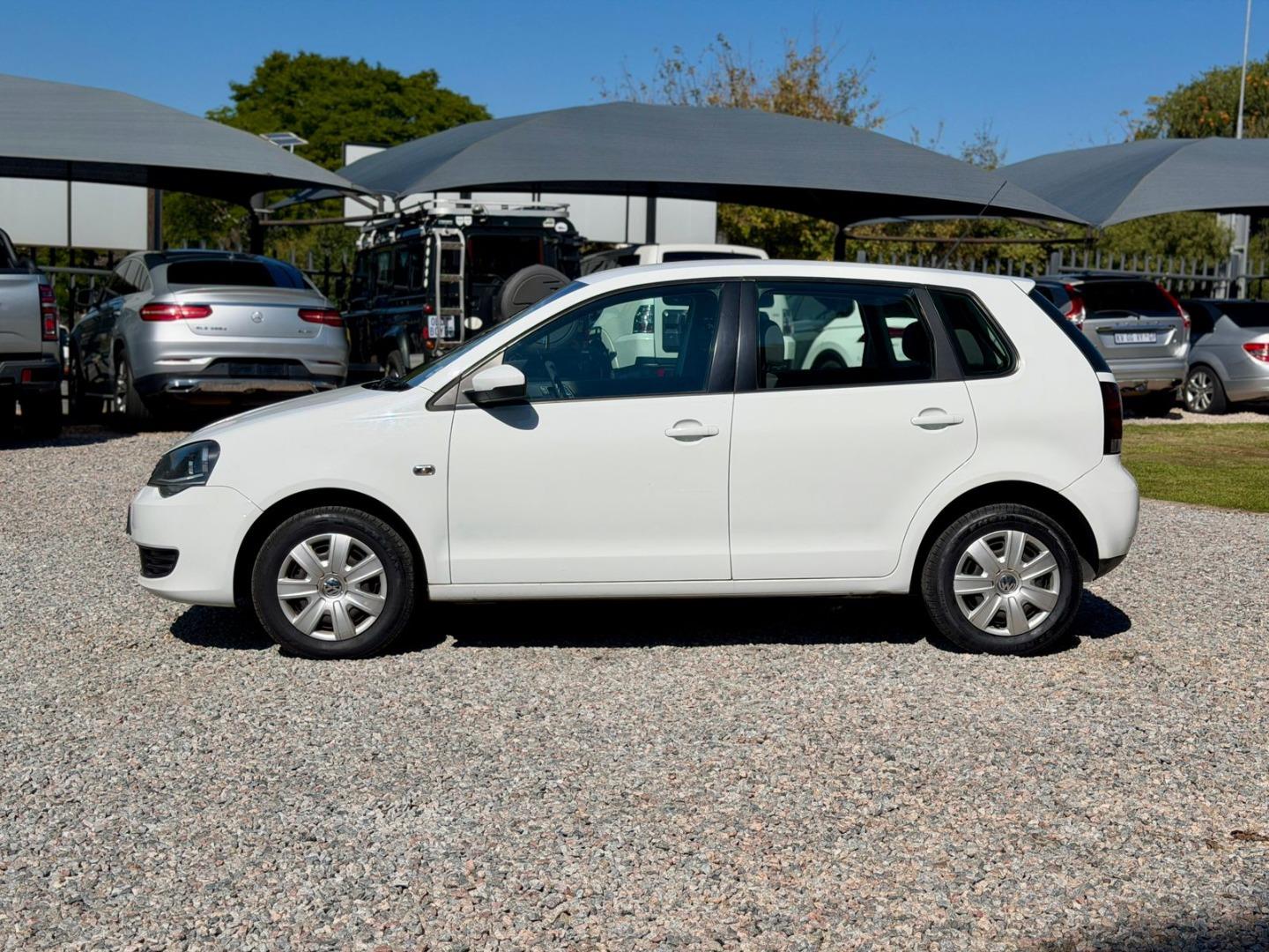 2015 VOLKSWAGEN POLO VIVO HATCH 1.4 TRENDLINE