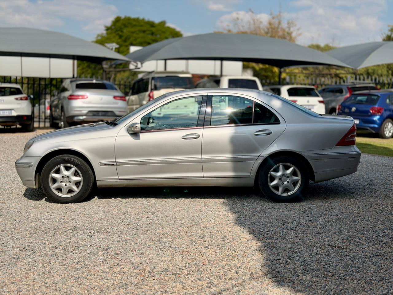 2002 Mercedes-benz C-class C200 Kompressor Elegance Auto