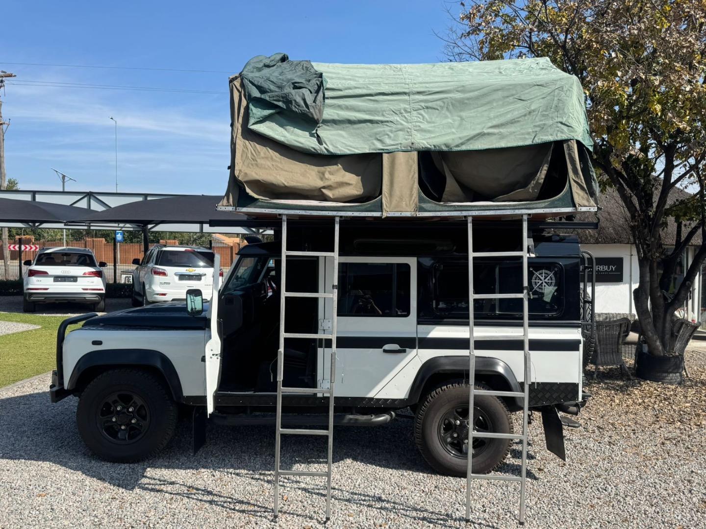 2014 Land Rover Defender 110 TDi Station Wagon