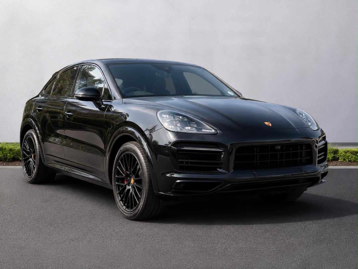 2023 Porsche Cayenne GTS Coupe