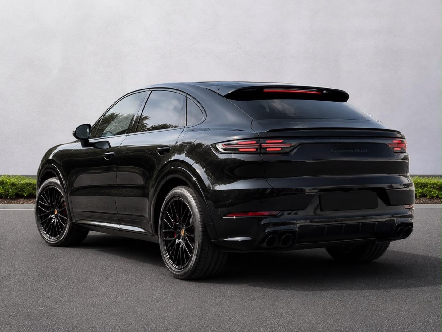 2023 Porsche Cayenne GTS Coupe