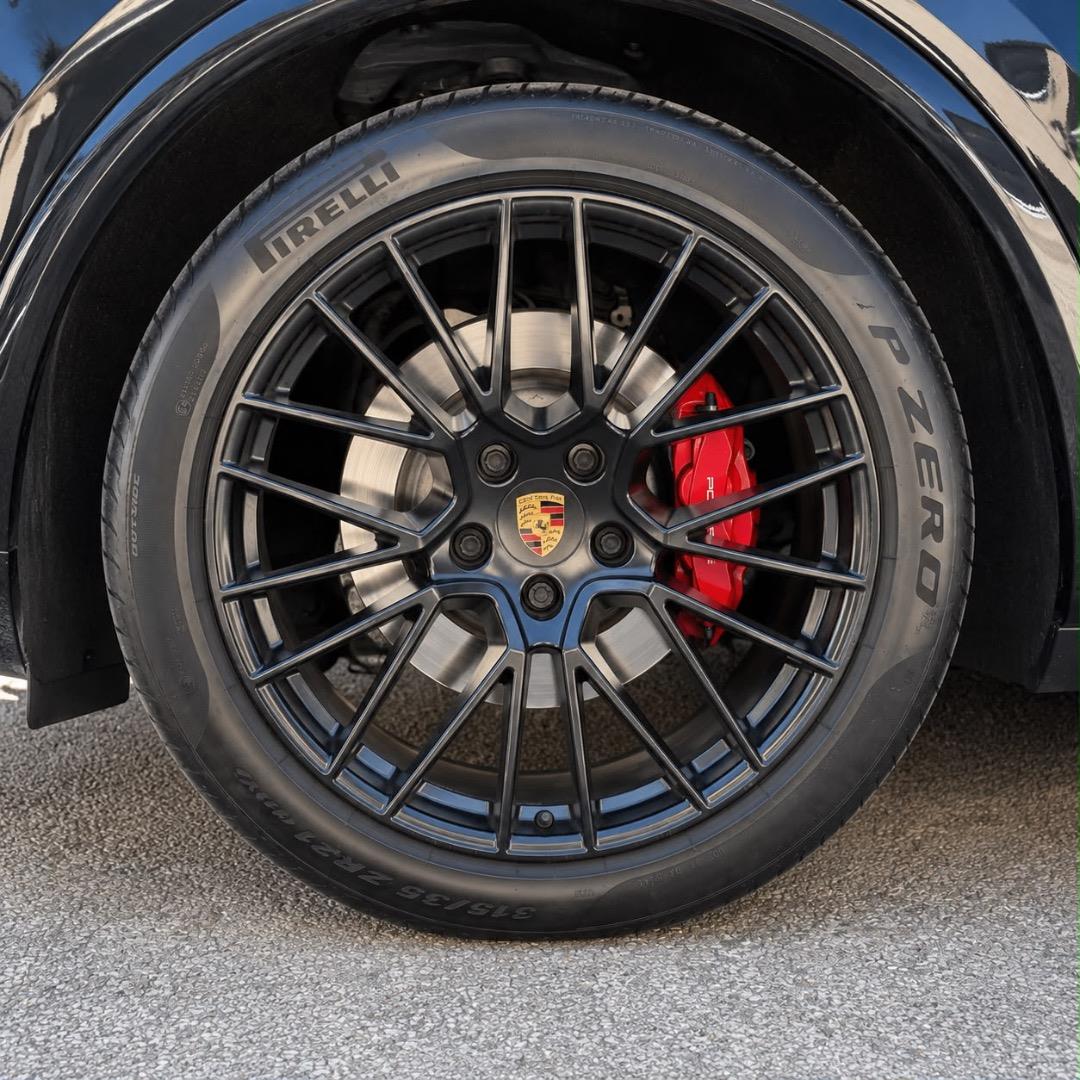2023 Porsche Cayenne GTS Coupe